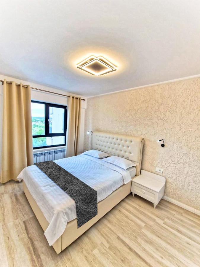 Apart Hotel Fusion Tower Jassy Zewnętrze zdjęcie